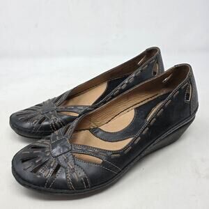 Clarks Ashland Spin Q Womens Black Leather Shoes Size 6.5 Comfort Loafers